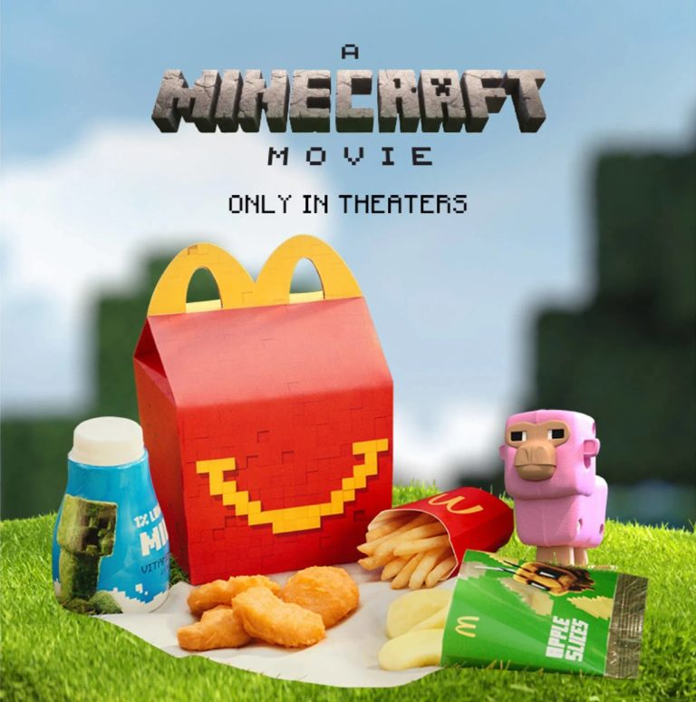 Does the Minecraft Meal Come With a Toy