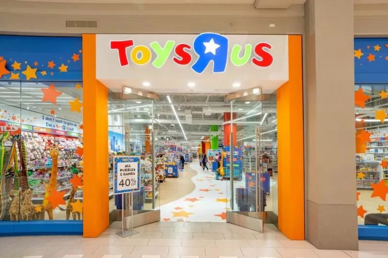 Does Toys R Us Still Exist